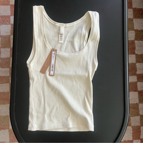 NWT Skims Cotton Rib Tank - Picture 3 of 5